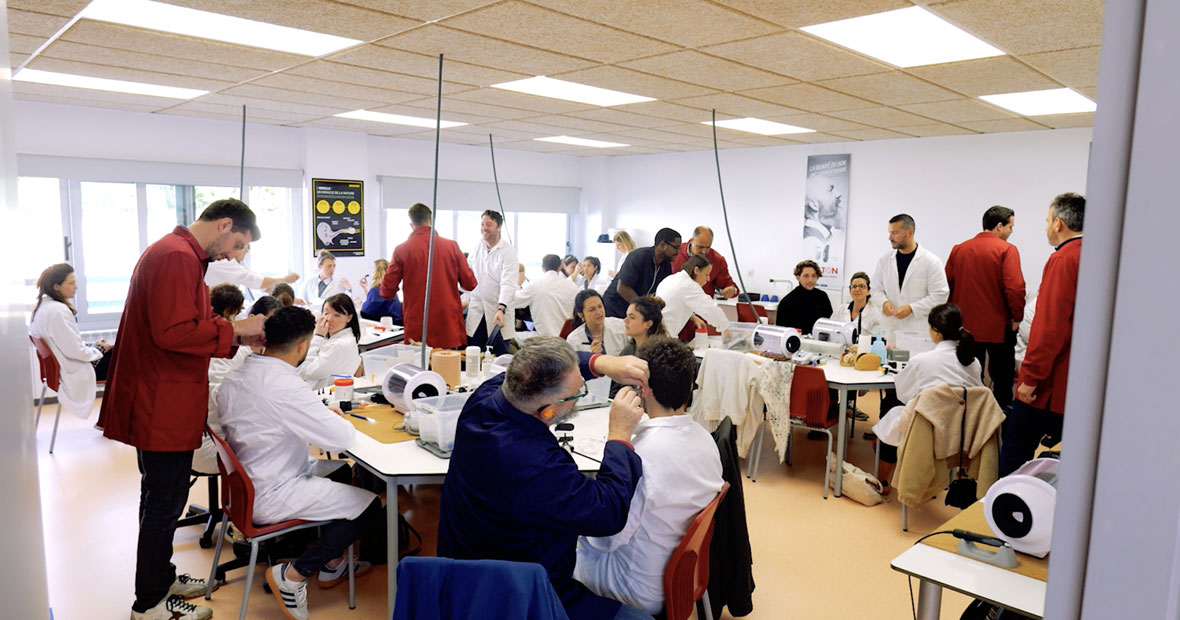 formation-audioprothésiste-reconversion